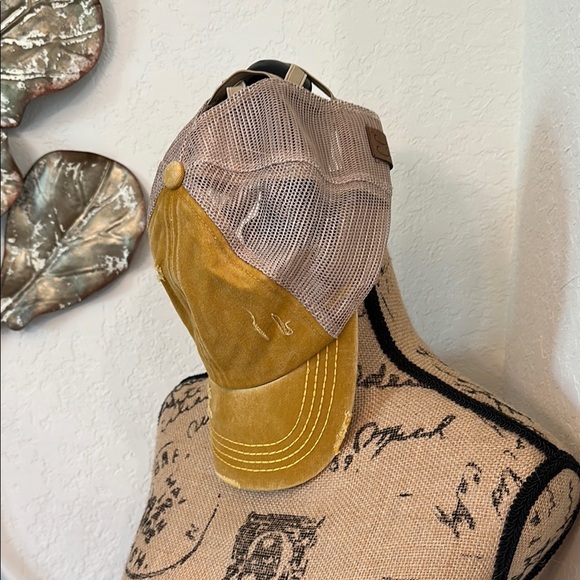 NWOT C.C Ponytail Criss-Cross Distressed Baseball Cap - Mustard/Khaki - Picture 4 of 6